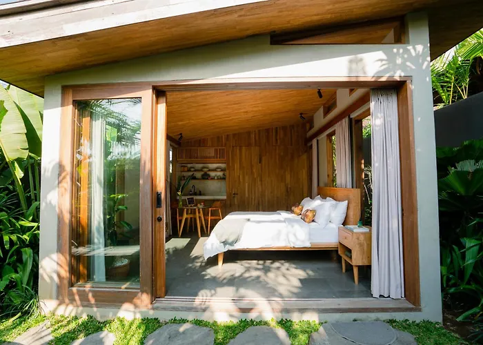 Masa Kecil Studio Uluwatu - Stylish 1 Bedroom Studio With Refreshing Plunge Pool And Private Garden